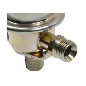 Standard Motor Products Fuel Injection Pressure Damper SMP-FPD79