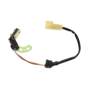 Standard Motor Products Distributor Ignition Pickup SMP-LX-520